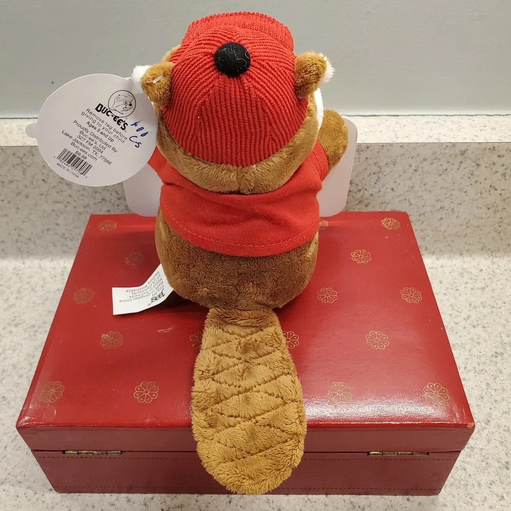 NWT BUC-EE'S Beaver Plush • Mobile / iPhone Holder • New Tag Hold Recipes Photos